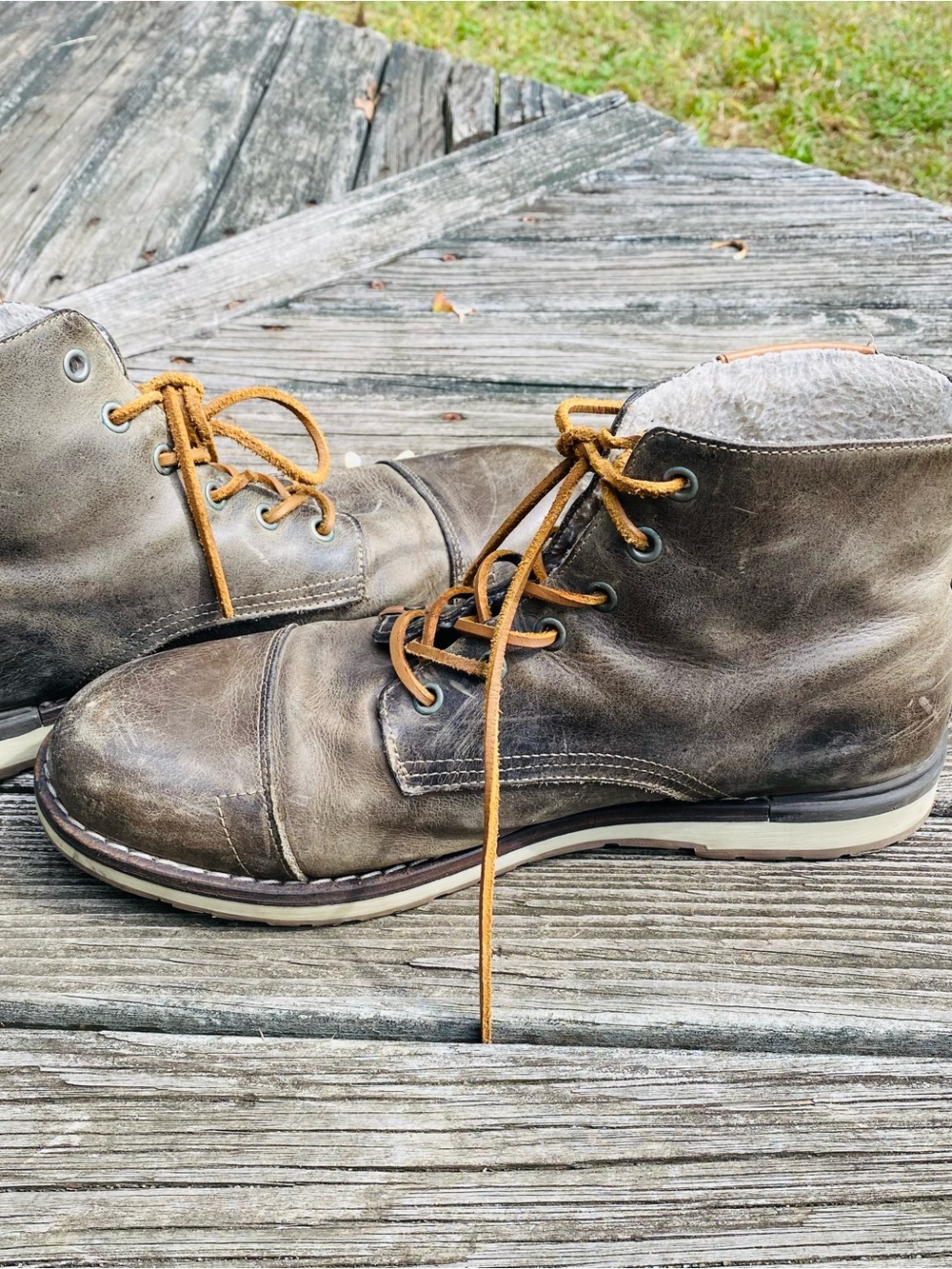 Bull Boxer Gelos Distressed Leather Combat Boot. - US 10